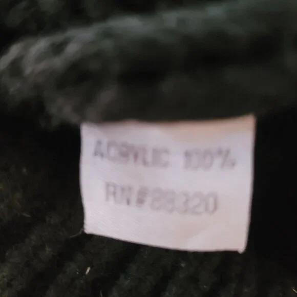 C.C Cable Knit Beanie Black Trendy Warm Chunky Soft Stretch Skully Hat One Size - Picture 3 of 4